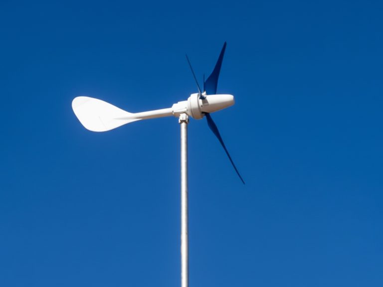 Gerador Eólico da Enersud Brilha em Chapadão do Sul